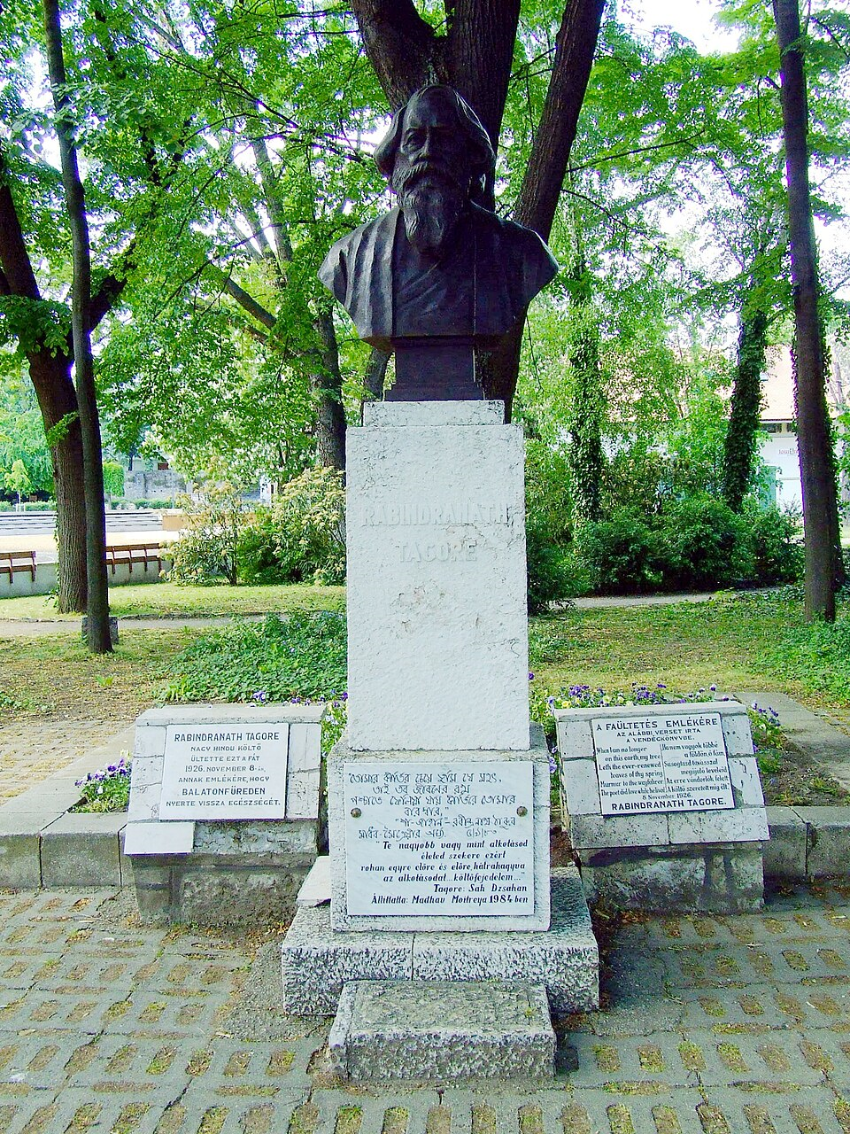 Fotó: Balatonfüred, Tagore, forrás: wikipedia